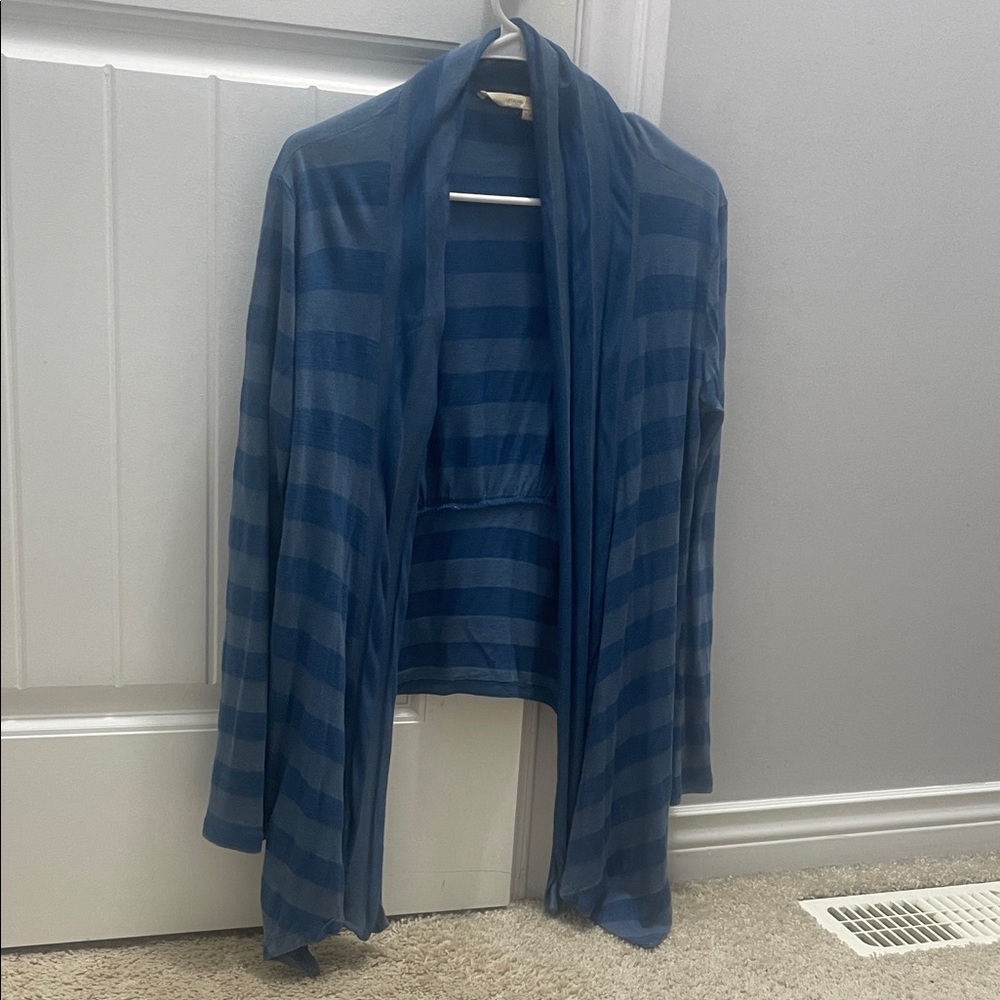 3/$15 🎉 Cardigan asymmetrical M  Urban Behavior Navy Striped Women's